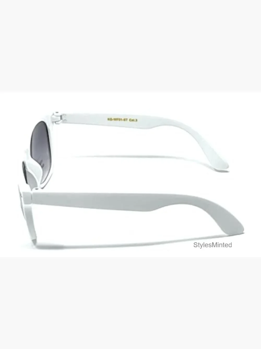 Kids Retro Classic Sunglasses UV400 Protection Soft Feel Plastic Frame